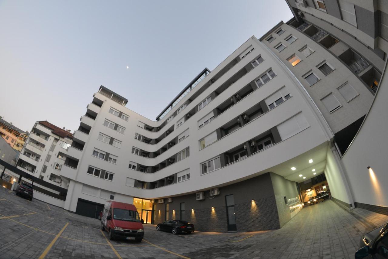 Apartment 54 City Center - Free Private Garage Novi Sad Exterior foto